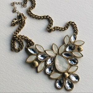 3/$20 🌸 Gold/Silver Rhinestone Statement Necklace